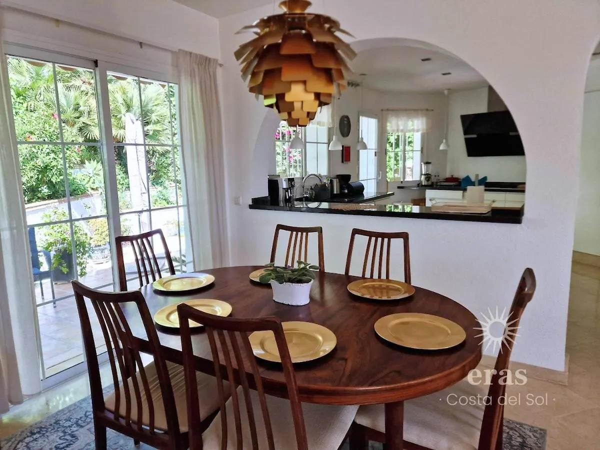 Villa With Pool, Jacuzzi, Barbecue, Garden And Privacy V215 밀야스코스타